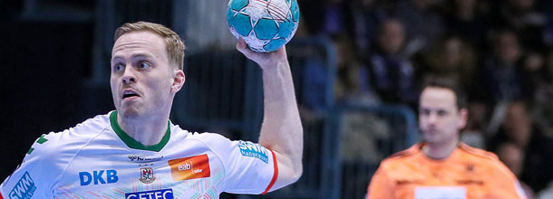 Magdeburg player Magnusson in action in the handball Champions League