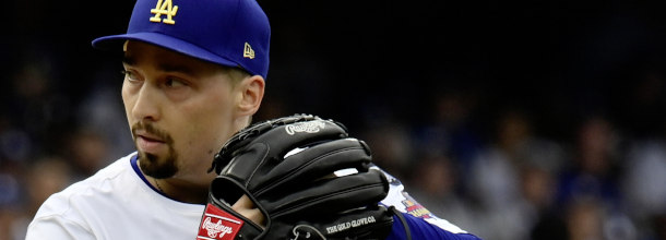 LA Dodgers starting pitcher Snell in action in an MLB game