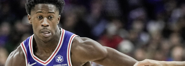 Phildelphia 76ers basketball star VJ Edgecombe in action in an NBA game