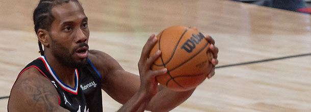 Los Angeles Clippers basketball star Kawhi Leonard in action during an NBA game