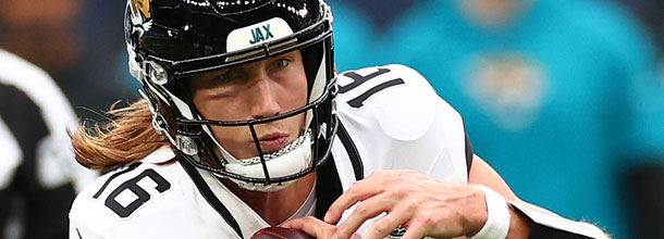 Jacksonville Jaguars QB Trevor Lawrence in action in an NFL game