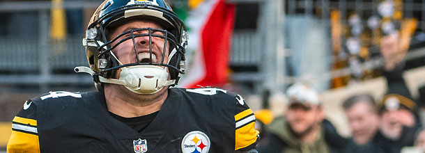 Pittsburgh Steelers football star TJ Watt celebrates a sack in an NFL game