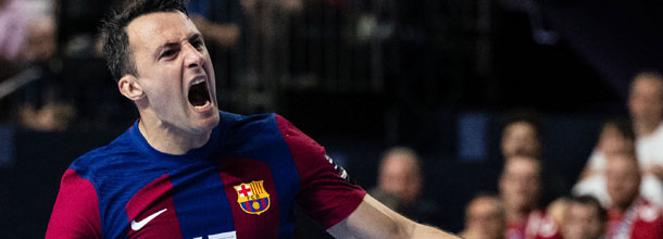 Barcelona handball star Aitor celebrates a goal in the Champions League