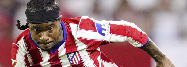 Atletico Madrid star Lookman in action in a LaLiga game