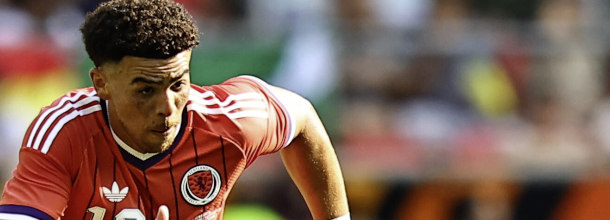 Soctland soccer star Che Adams in action in a World Cup warm-up game